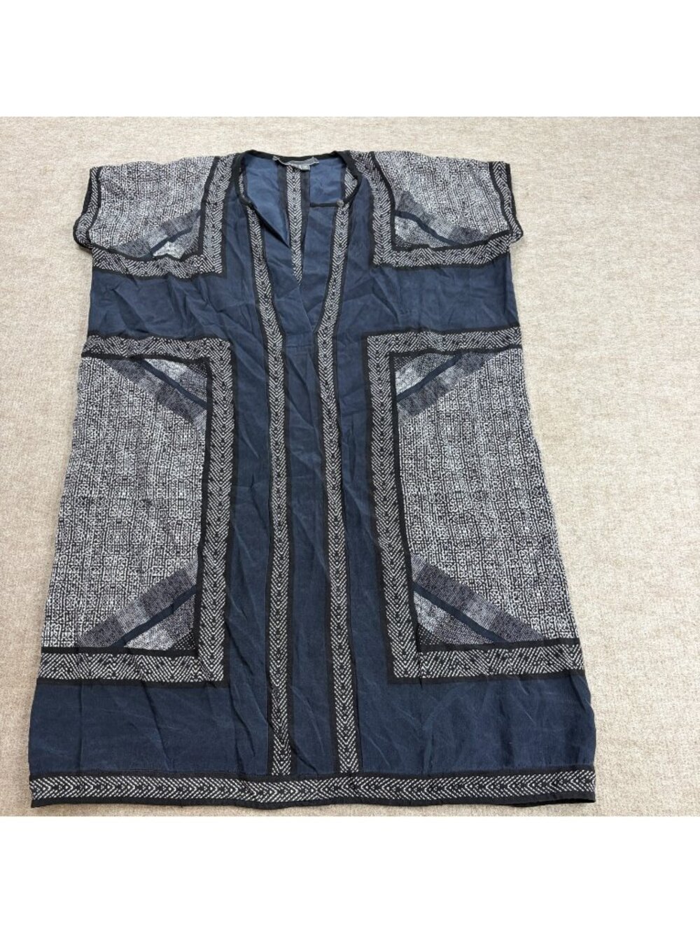 Vince Women's Dress Small Blue Shift Kaftan Tunic Geometric 100% Silk